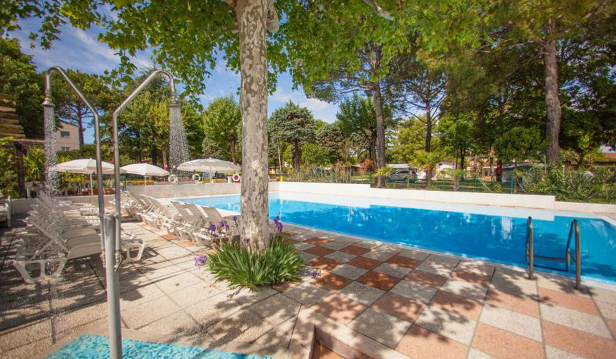 Bergamini Veneto - Peschiera del Garda visuel 1/5 Bergamini Veneto - Peschiera del Garda visuel 1/5