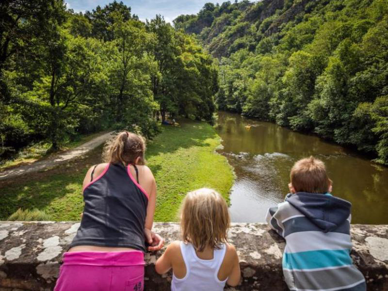Camping De Thuries Midi-Pirenei - Pampelonne visuel 4/6 Camping De Thuries Midi-Pirenei - Pampelonne visuel 4/6