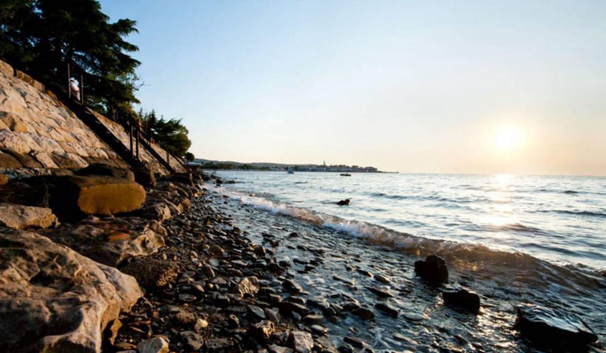 Jadranka Istria Slovena - Izola visuel 1/2 Jadranka Istria Slovena - Izola visuel 1/2