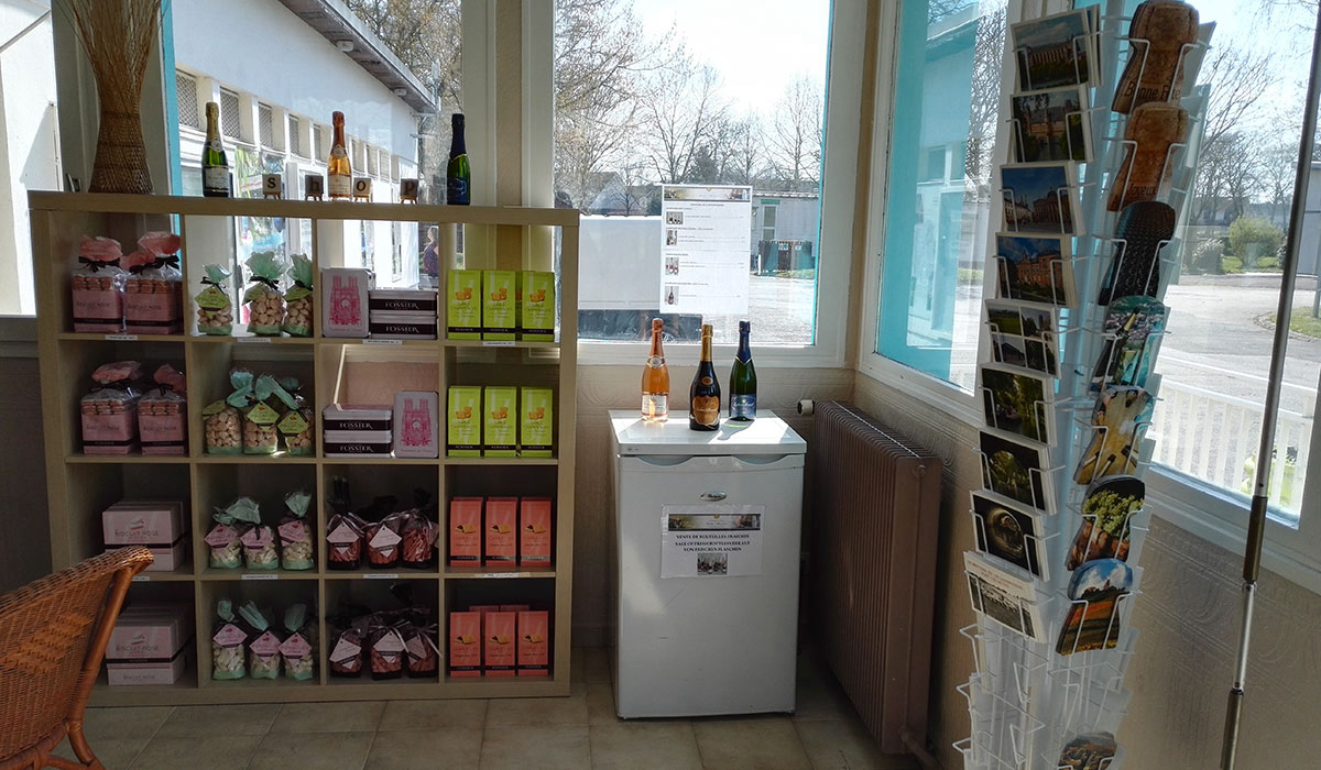 Camping de Châlons en Champagne Champagne-Ardenne - Châlons-en-Champagne visuel 8/8 Camping de Châlons en Champagne Champagne-Ardenne - Châlons-en-Champagne visuel 8/8