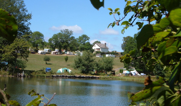 Camping de l'Etang Alvernia - Champs sur Tarentaine visuel 3/4
