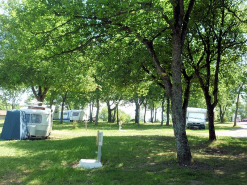 Camping de la Croze Alvernia - Châtel-Guyon visuel 11/13