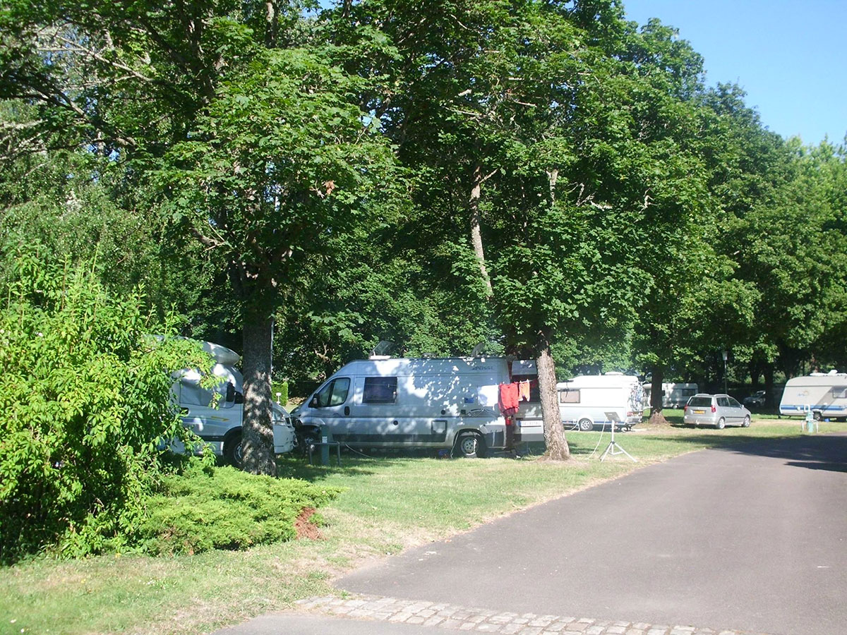 Camping de la Porte d'Arroux Bourgogne - Autun visuel 5/15