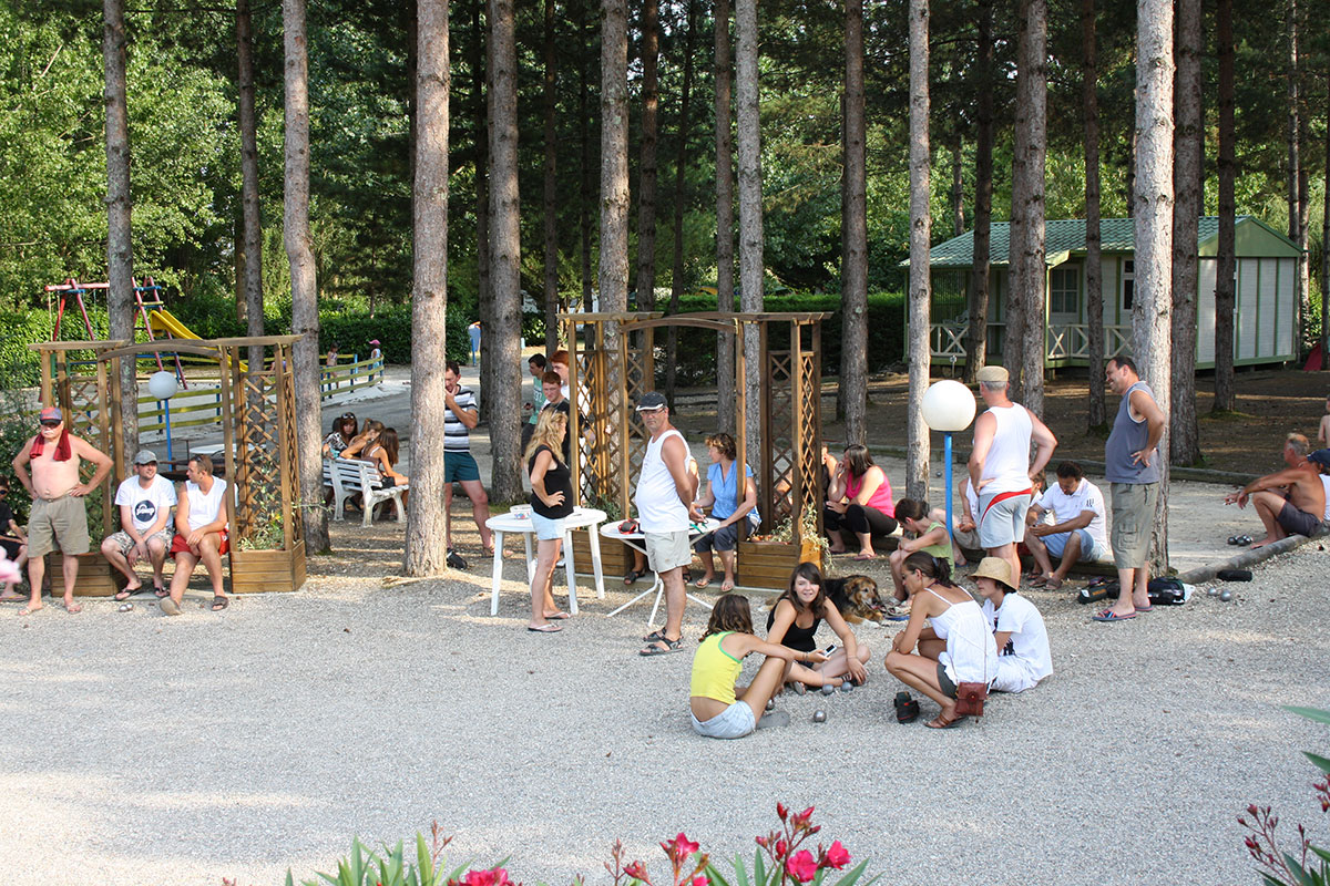 Domaine Le Pardaillan Midi-Pirenei - Gondrin visuel 15/16 Domaine Le Pardaillan Midi-Pirenei - Gondrin visuel 15/16