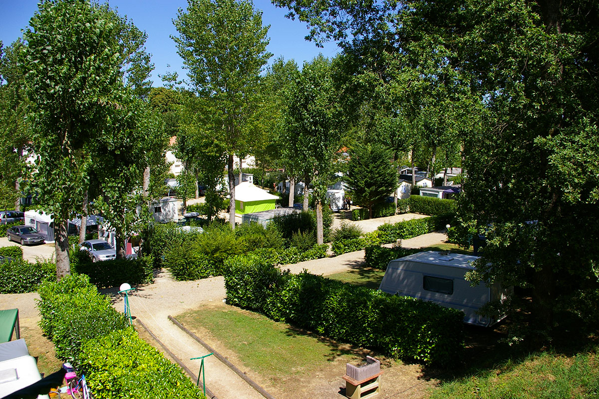 Domaine Le Pardaillan Midi-Pirenei - Gondrin visuel 12/16 Domaine Le Pardaillan Midi-Pirenei - Gondrin visuel 12/16