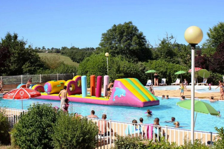 Domaine de Combelles Midi-Pirenei - Le Monastère visuel 7/13 Domaine de Combelles Midi-Pirenei - Le Monastère visuel 7/13