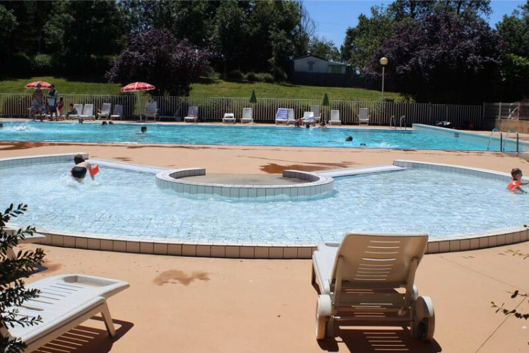 Domaine de Combelles Midi-Pirenei - Le Monastère visuel 3/13 Domaine de Combelles Midi-Pirenei - Le Monastère visuel 3/13