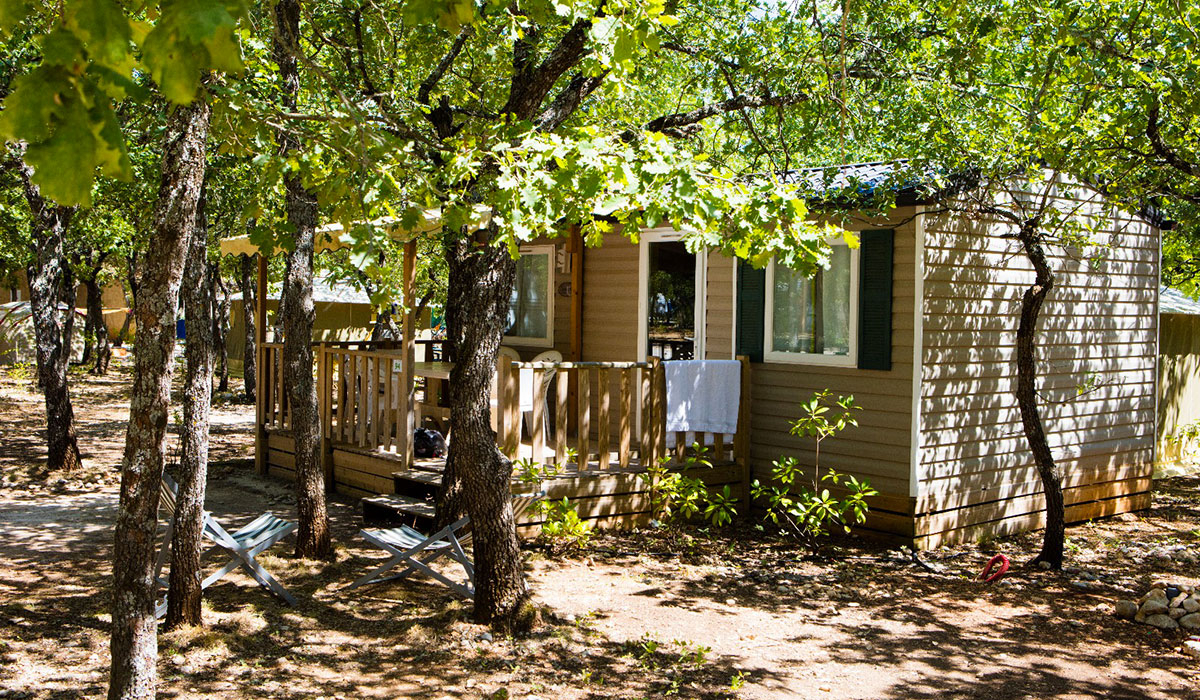 Domaine des Chênes Blancs Provenza-Alpi-Costa Azzurra - Saint-Saturnin-lès-Apt visuel 22/28 Domaine des Chênes Blancs Provenza-Alpi-Costa Azzurra - Saint-Saturnin-lès-Apt visuel 22/28