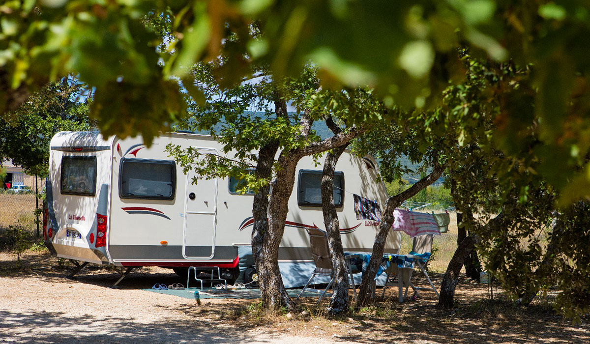 Domaine des Chênes Blancs Provenza-Alpi-Costa Azzurra - Saint-Saturnin-lès-Apt visuel 17/28 Domaine des Chênes Blancs Provenza-Alpi-Costa Azzurra - Saint-Saturnin-lès-Apt visuel 17/28