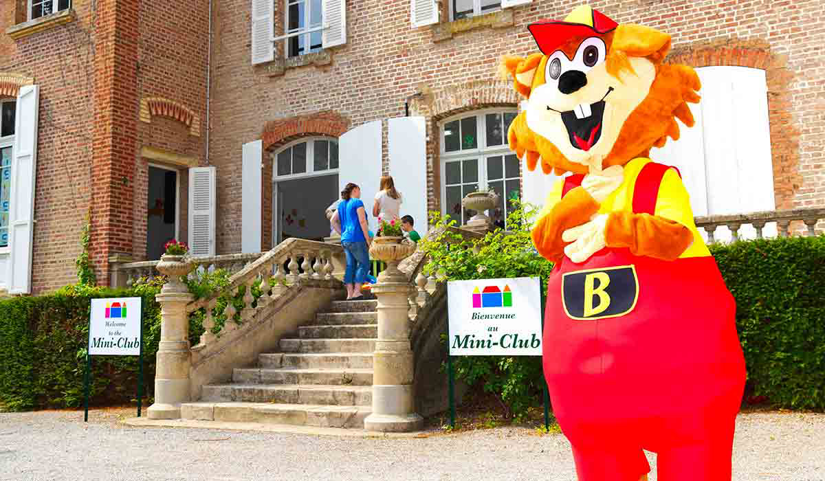 Domaine du Château de Drancourt Piccardia - Estréboeuf visuel 10/17 Domaine du Château de Drancourt Piccardia - Estréboeuf visuel 10/17