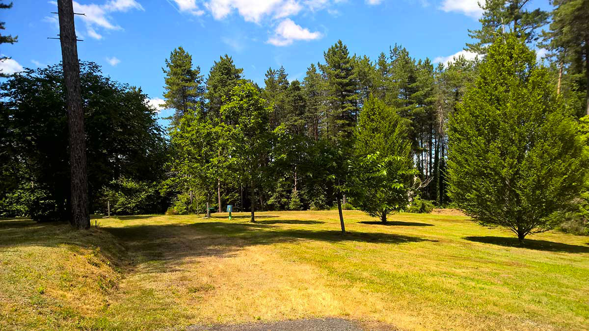 Domaine du Coq Rouge Domaine Naturiste - Limosino - Collonges la Rouge visuel 2/9 Domaine du Coq Rouge Domaine Naturiste - Limosino - Collonges la Rouge visuel 2/9