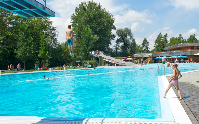 Flaach am Rhein TCS Zurigo - Flaach visuel 2/2 Flaach am Rhein TCS Zurigo - Flaach visuel 2/2