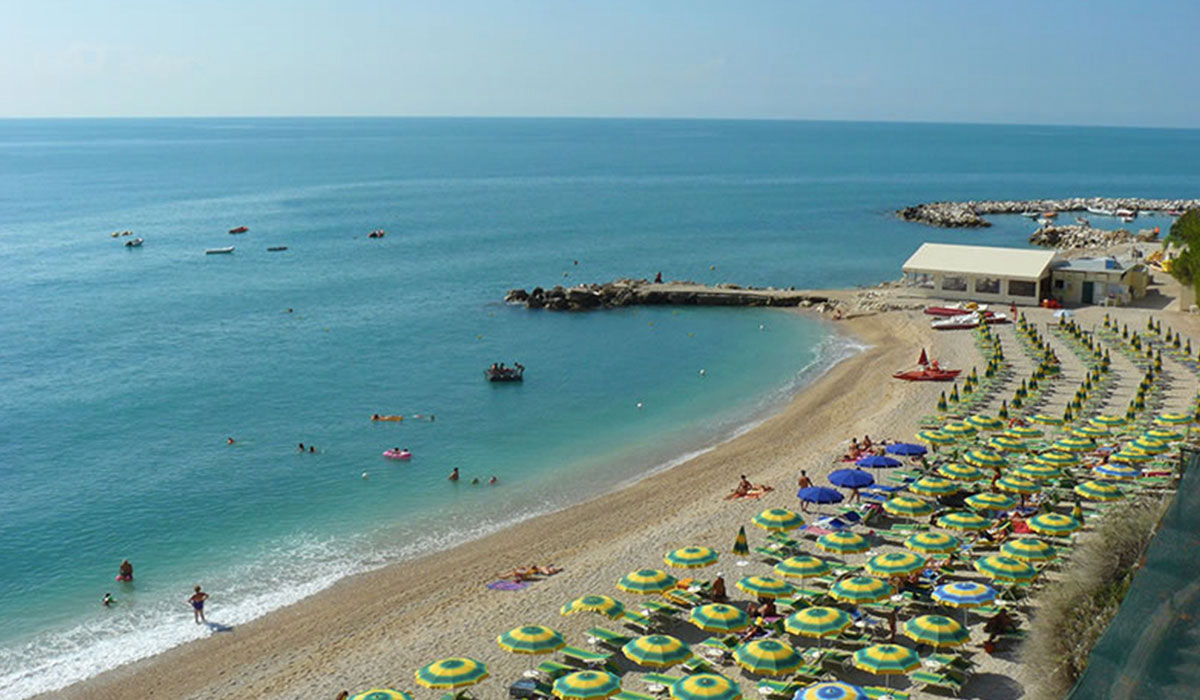 Fontana delle Rose Puglia - Mattinata visuel 1/3 Fontana delle Rose Puglia - Mattinata visuel 1/3