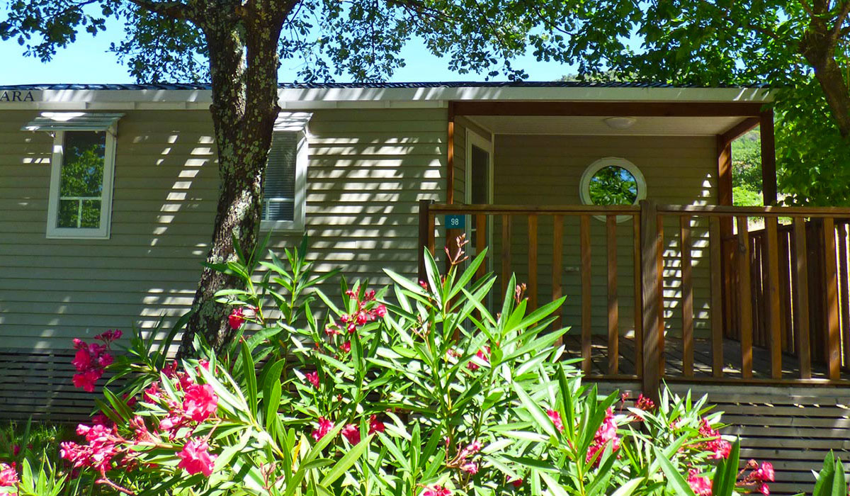 L'Esquiras Rodano-Alpi - Vallon-Pont-d'Arc visuel 15/17