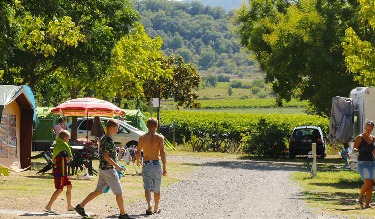 L'Esquiras Rodano-Alpi - Vallon-Pont-d'Arc visuel 11/17