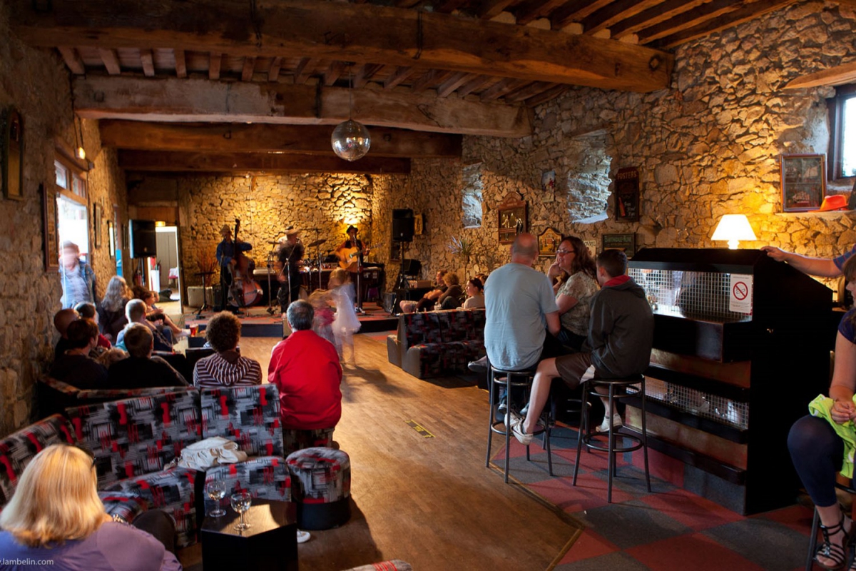 Le Domaine du Logis Bretagna - La Chapelle-aux-Filtzméens visuel 7/17 Le Domaine du Logis Bretagna - La Chapelle-aux-Filtzméens visuel 7/17