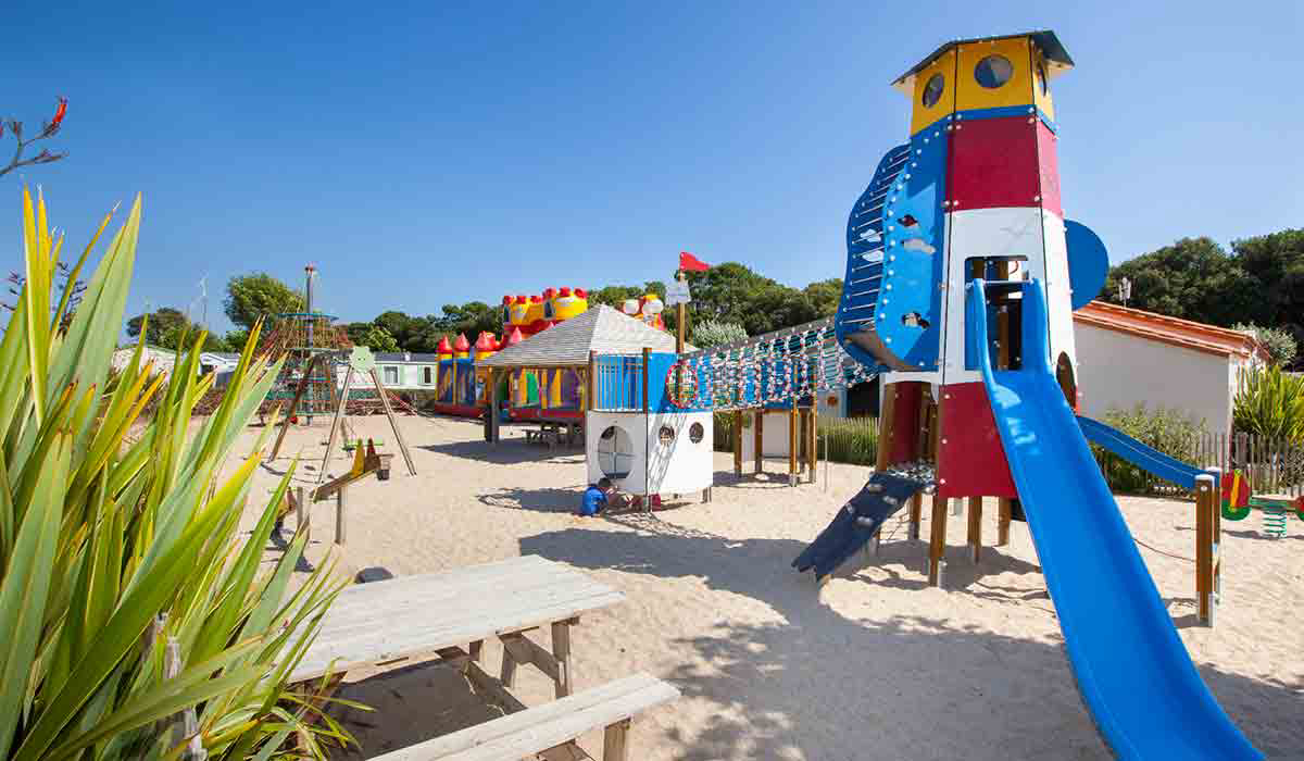 Le Littoral Paesi della Loira - Talmont-Saint-Hilaire visuel 11/21 Le Littoral Paesi della Loira - Talmont-Saint-Hilaire visuel 11/21