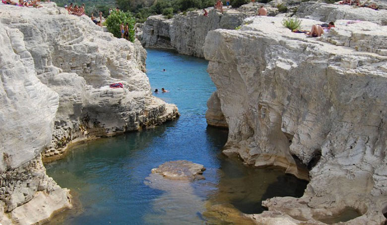 Les Cascades Linguadoca-Rossiglione - La Roque-sur-Cèze visuel 11/17 Les Cascades Linguadoca-Rossiglione - La Roque-sur-Cèze visuel 11/17