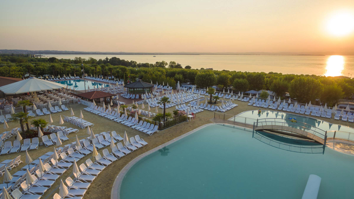 Lido Veneto - Lazise visuel 2/3 Lido Veneto - Lazise visuel 2/3