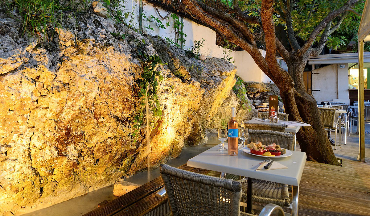 Marius Provenza-Alpi-Costa Azzurra - Martigues visuel 3/10 Marius Provenza-Alpi-Costa Azzurra - Martigues visuel 3/10