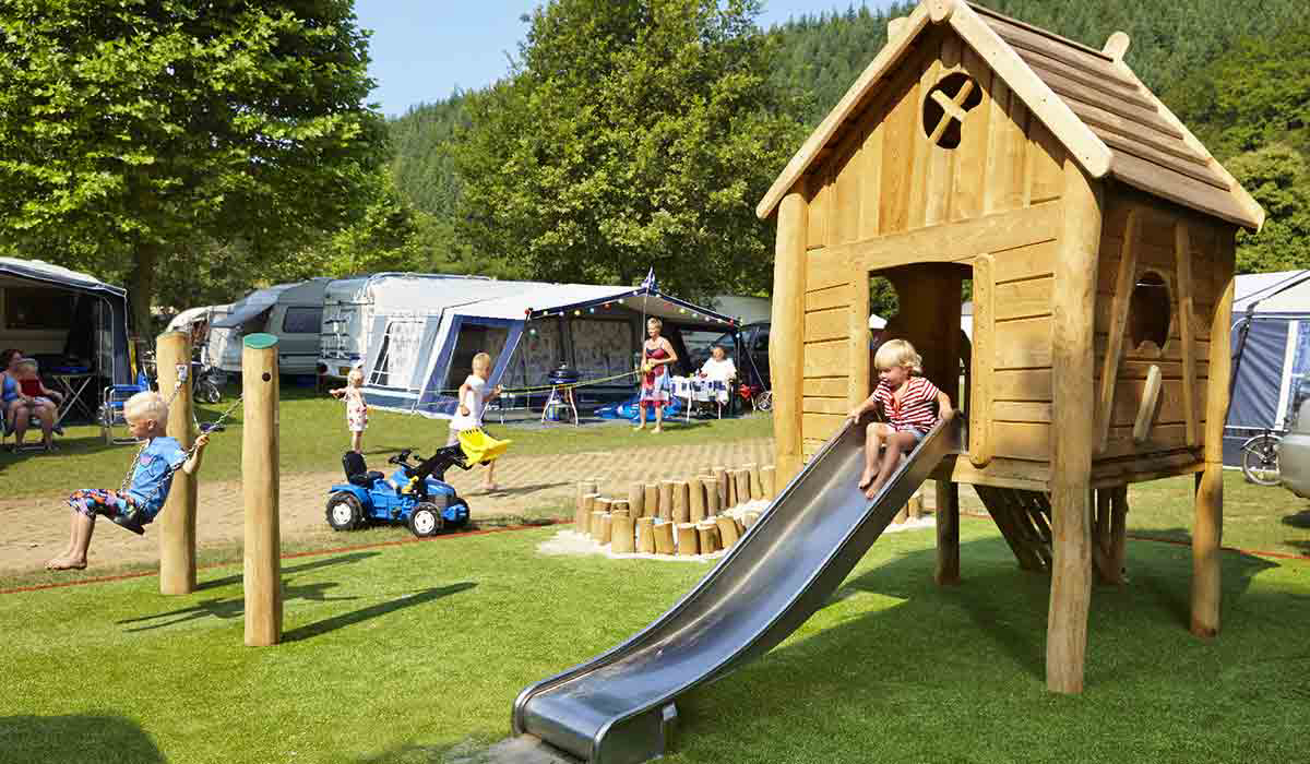 Parc La Clusure Lussemburgo - Bure visuel 3/15 Parc La Clusure Lussemburgo - Bure visuel 3/15