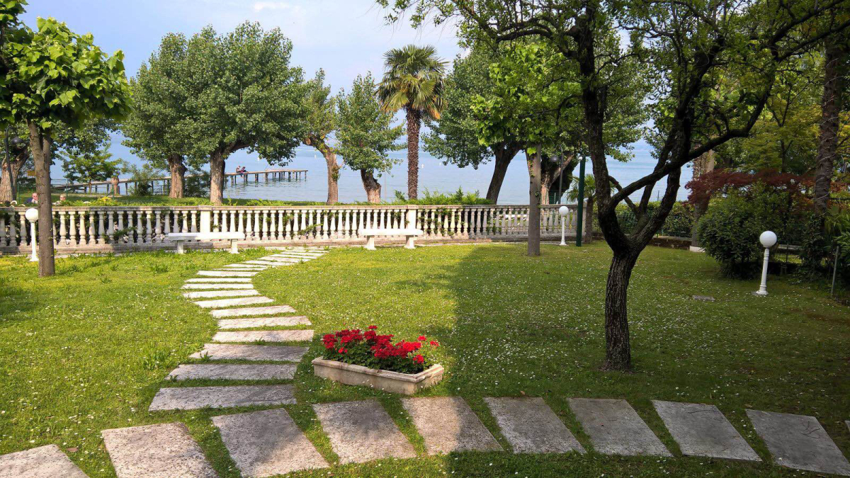 Sirmione Lombardia - Sirmione visuel 3/3