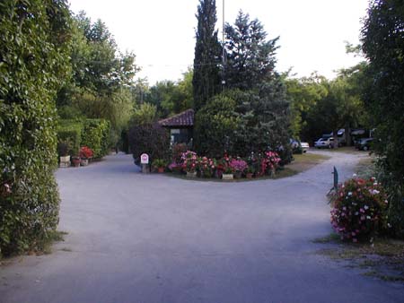 Arc-en-Ciel Provenza-Alpi-Costa Azzurra - Aix-en-Provence visuel 2/4 Arc-en-Ciel Provenza-Alpi-Costa Azzurra - Aix-en-Provence visuel 2/4