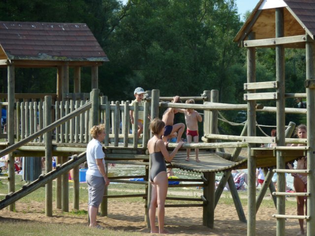 Base de Loisirs Cormoranche Rodano-Alpi - Cormoranche-sur-Saône visuel 7/10 Base de Loisirs Cormoranche Rodano-Alpi - Cormoranche-sur-Saône visuel 7/10