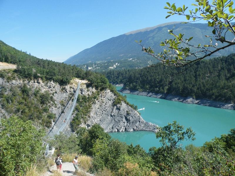 Belle Roche Rodano-Alpi - Lalley visuel 10/10 Belle Roche Rodano-Alpi - Lalley visuel 10/10