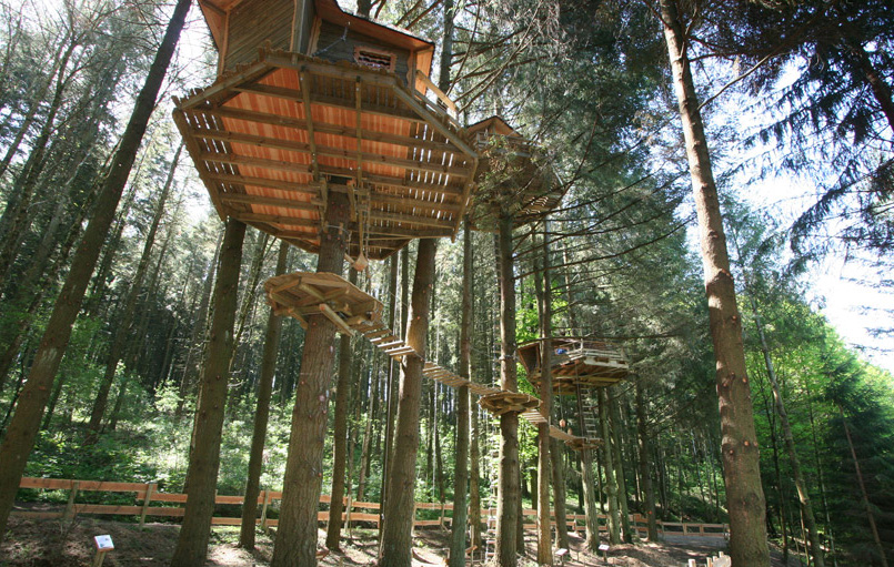 Cabanes du Lac des sapins Rodano-Alpi - Cublize visuel 2/11