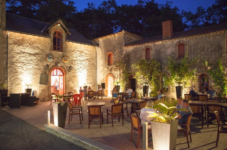 Château de la Forêt Paesi della Loira - Saint-Julien-des-Landes visuel 5/10 Château de la Forêt Paesi della Loira - Saint-Julien-des-Landes visuel 5/10