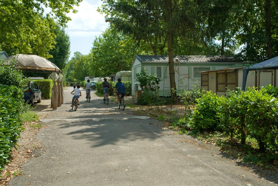 Claire Rivière Rodano-Alpi - Villieu-Loyes-Mollon visuel 1/1