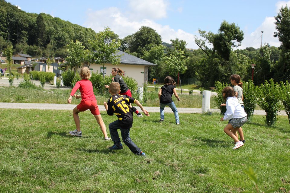 Camping des Sources Chaudes Midi-Pirenei - Lacaune visuel 7/9 Camping des Sources Chaudes Midi-Pirenei - Lacaune visuel 7/9