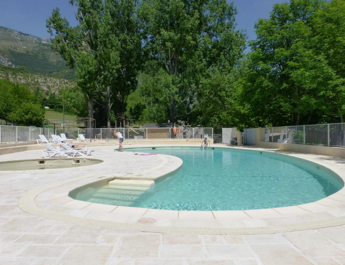 Domaine Chasteuil-Provence Provenza-Alpi-Costa Azzurra - Castellane visuel 5/10 Domaine Chasteuil-Provence Provenza-Alpi-Costa Azzurra - Castellane visuel 5/10