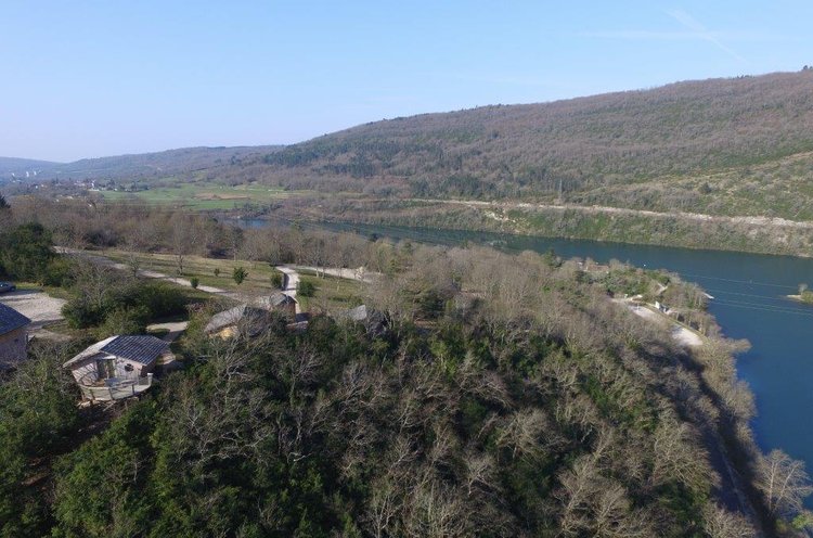 Domaine de Serrières Rodano-Alpi - Serrières-sur-Ain visuel 2/2 Domaine de Serrières Rodano-Alpi - Serrières-sur-Ain visuel 2/2