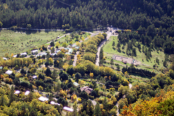 Domaine des 2 Soleils Provenza-Alpi-Costa Azzurra - Serres visuel 8/9 Domaine des 2 Soleils Provenza-Alpi-Costa Azzurra - Serres visuel 8/9