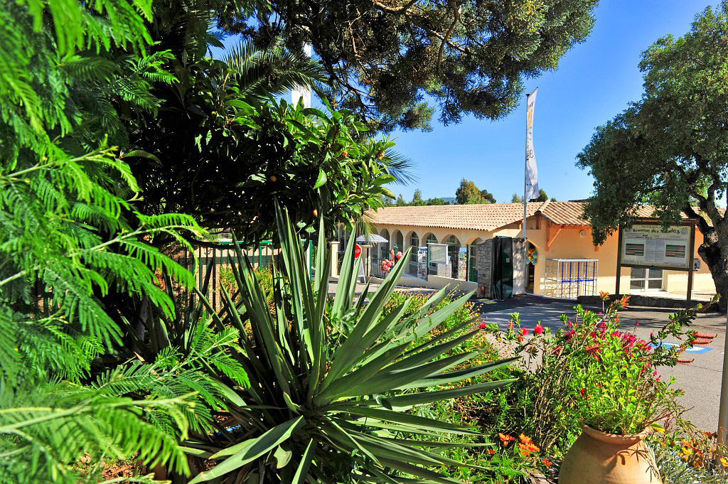 Domaine des Naïades Provenza-Alpi-Costa Azzurra - Grimaud visuel 14/14 Domaine des Naïades Provenza-Alpi-Costa Azzurra - Grimaud visuel 14/14