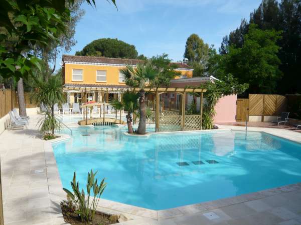 Domaine du Ceinturon III Provenza-Alpi-Costa Azzurra - Hyères visuel 1/9 Domaine du Ceinturon III Provenza-Alpi-Costa Azzurra - Hyères visuel 1/9