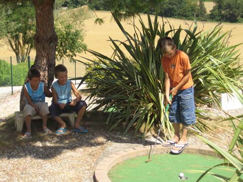 Domaine Le Castagné Midi-Pirenei - Auch visuel 4/10