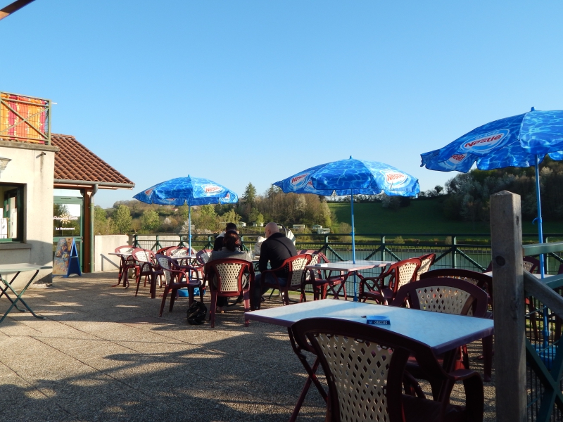Camping du Moulin Rodano-Alpi - Meyrieu-les-Étangs visuel 6/7