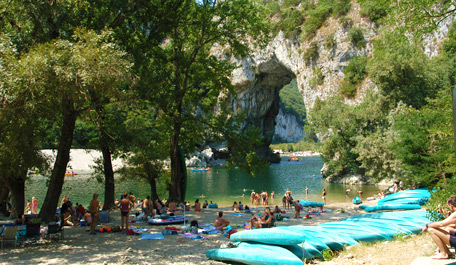 Camping du Pont d'Arc Rodano-Alpi - Vallon-Pont-d'Arc visuel 2/5