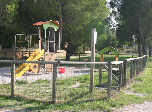 Fontisson Provenza-Alpi-Costa Azzurra - Châteauneuf-de-Gadagne visuel 2/7