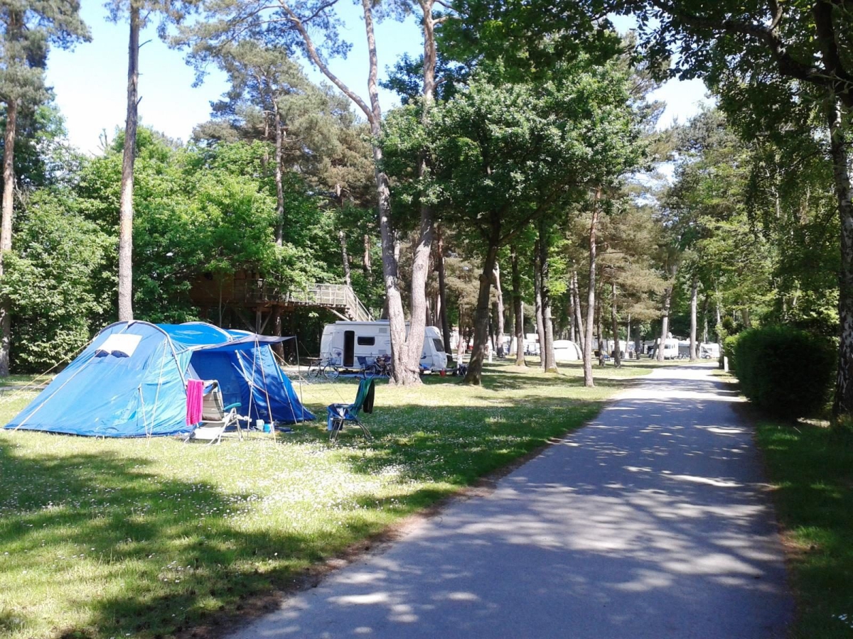 Héliomonde Domaine Naturiste - Île-de-France - Saint-Chéron visuel 2/8 Héliomonde Domaine Naturiste - Île-de-France - Saint-Chéron visuel 2/8