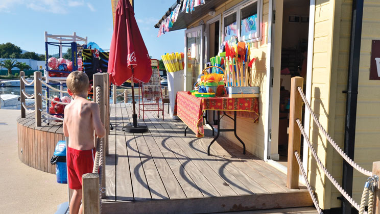 Holiday Marina Provenza-Alpi-Costa Azzurra - Grimaud visuel 8/10 Holiday Marina Provenza-Alpi-Costa Azzurra - Grimaud visuel 8/10