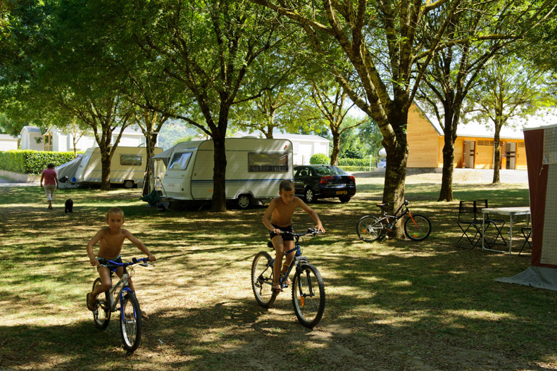 La Châtaigneraie Midi-Pirenei - Agos-Vidalos visuel 4/7 La Châtaigneraie Midi-Pirenei - Agos-Vidalos visuel 4/7