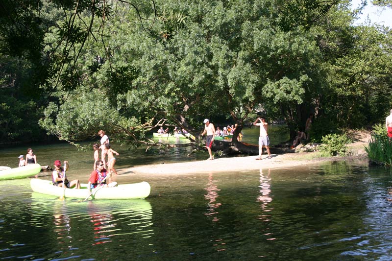 La Sorguette Provenza-Alpi-Costa Azzurra - L'Isle-sur-la-Sorgue visuel 2/11 La Sorguette Provenza-Alpi-Costa Azzurra - L'Isle-sur-la-Sorgue visuel 2/11