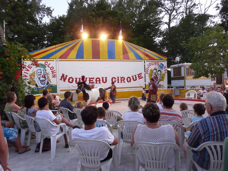 La Sorguette Provenza-Alpi-Costa Azzurra - L'Isle-sur-la-Sorgue visuel 6/11 La Sorguette Provenza-Alpi-Costa Azzurra - L'Isle-sur-la-Sorgue visuel 6/11