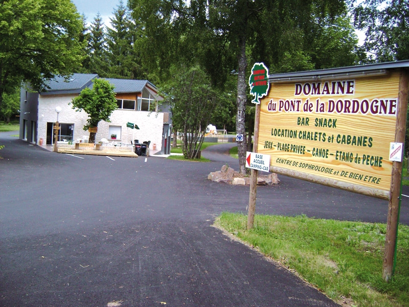 Le Pont de la Dordogne Alvernia - Saint-Sauves-d'Auvergne visuel 1/10