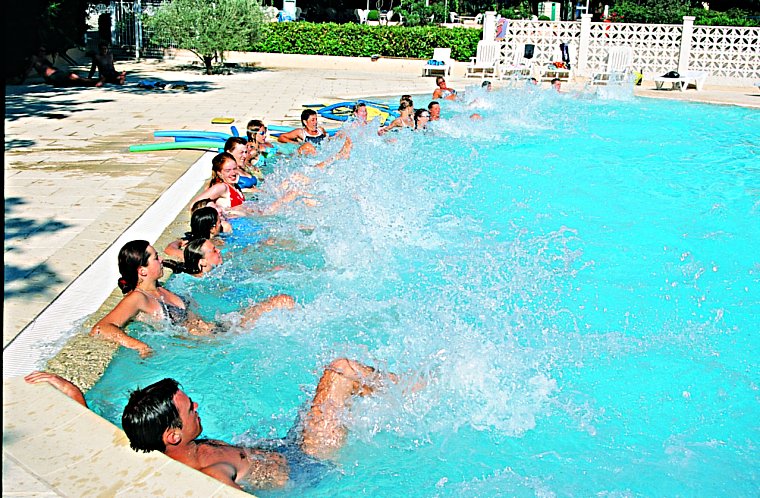 Le Riviera Rodano-Alpi - Sampzon visuel 4/11 Le Riviera Rodano-Alpi - Sampzon visuel 4/11