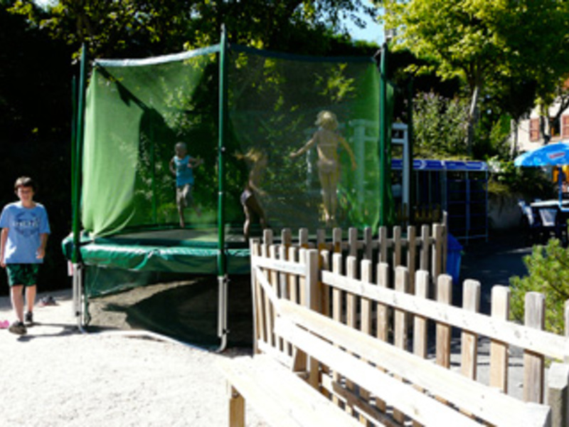 Le Soleil Levant Midi-Pirenei - Canet-de-Salars visuel 4/6 Le Soleil Levant Midi-Pirenei - Canet-de-Salars visuel 4/6